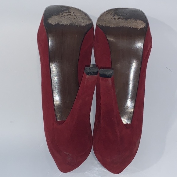 Stuart Weitzman Burgundy Red Suede Platform heels size 8M - Picture 10 of 16